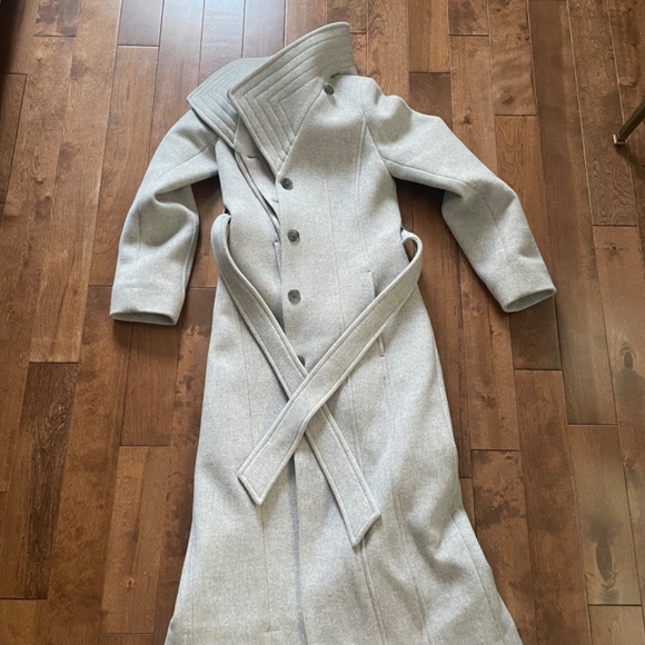 Aritzia Barton Conan grey wool long coar - Picture 4 of 7
